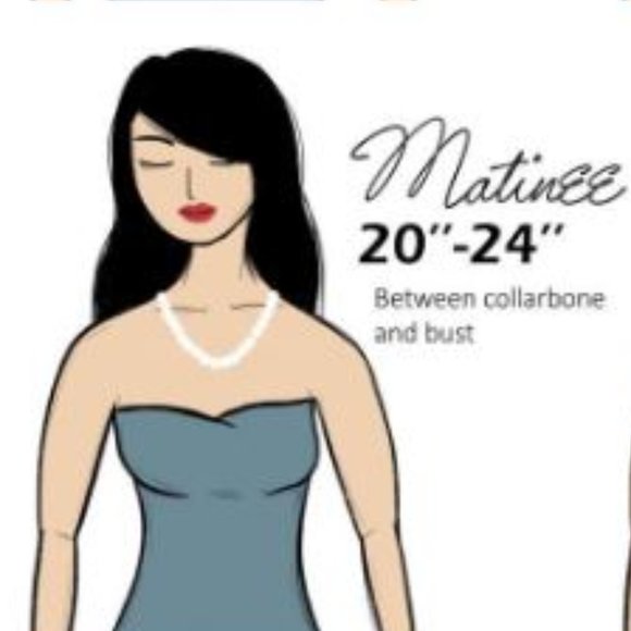 Rhinestone Pendant Necklace - Picture 5 of 5